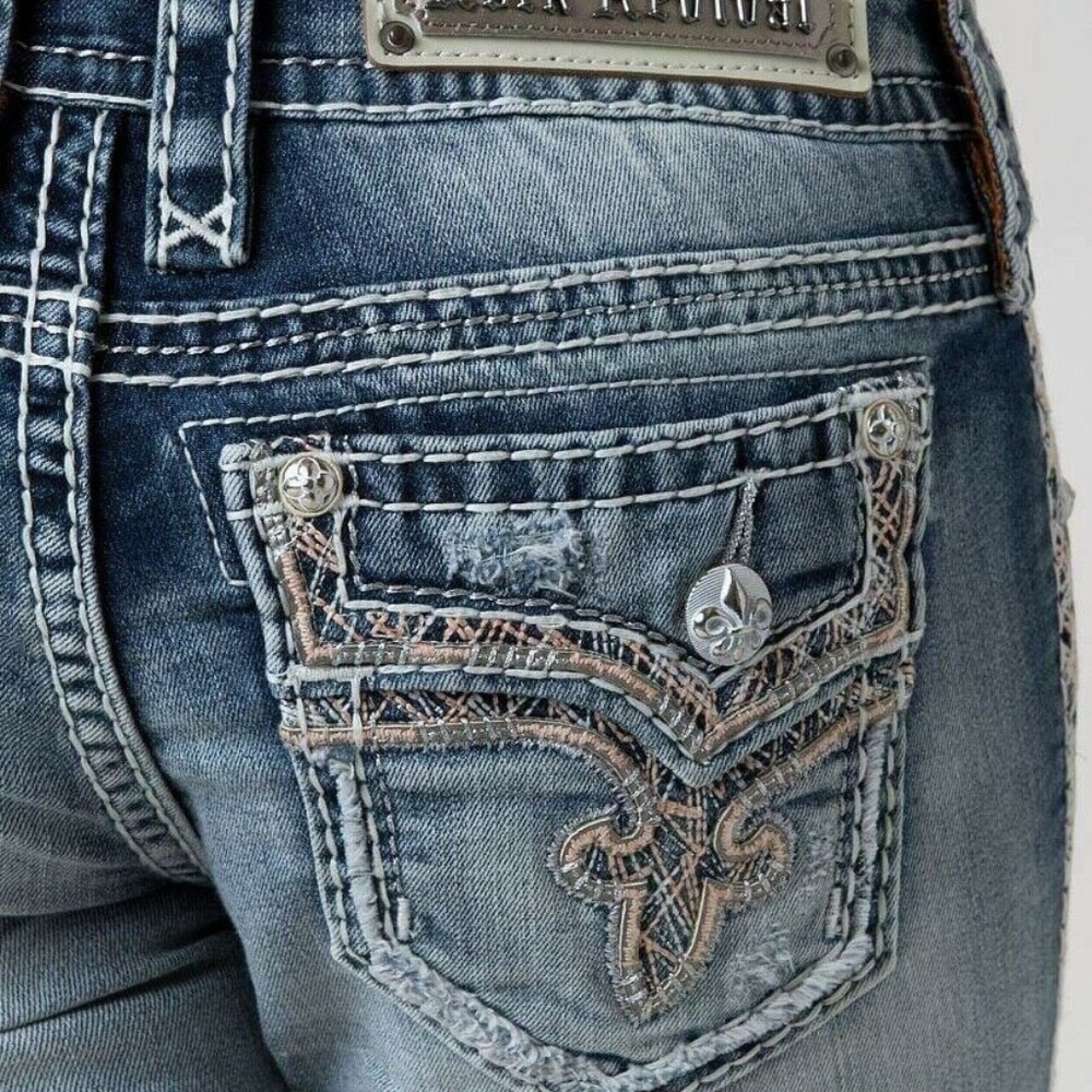 WOMEN'S ROCK REVIVAL BETTY CROPPED JEANS-SIZE 31